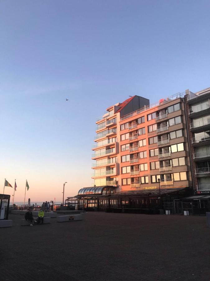 Sunny Studio With Seaview 克诺克－海斯特 外观 照片
